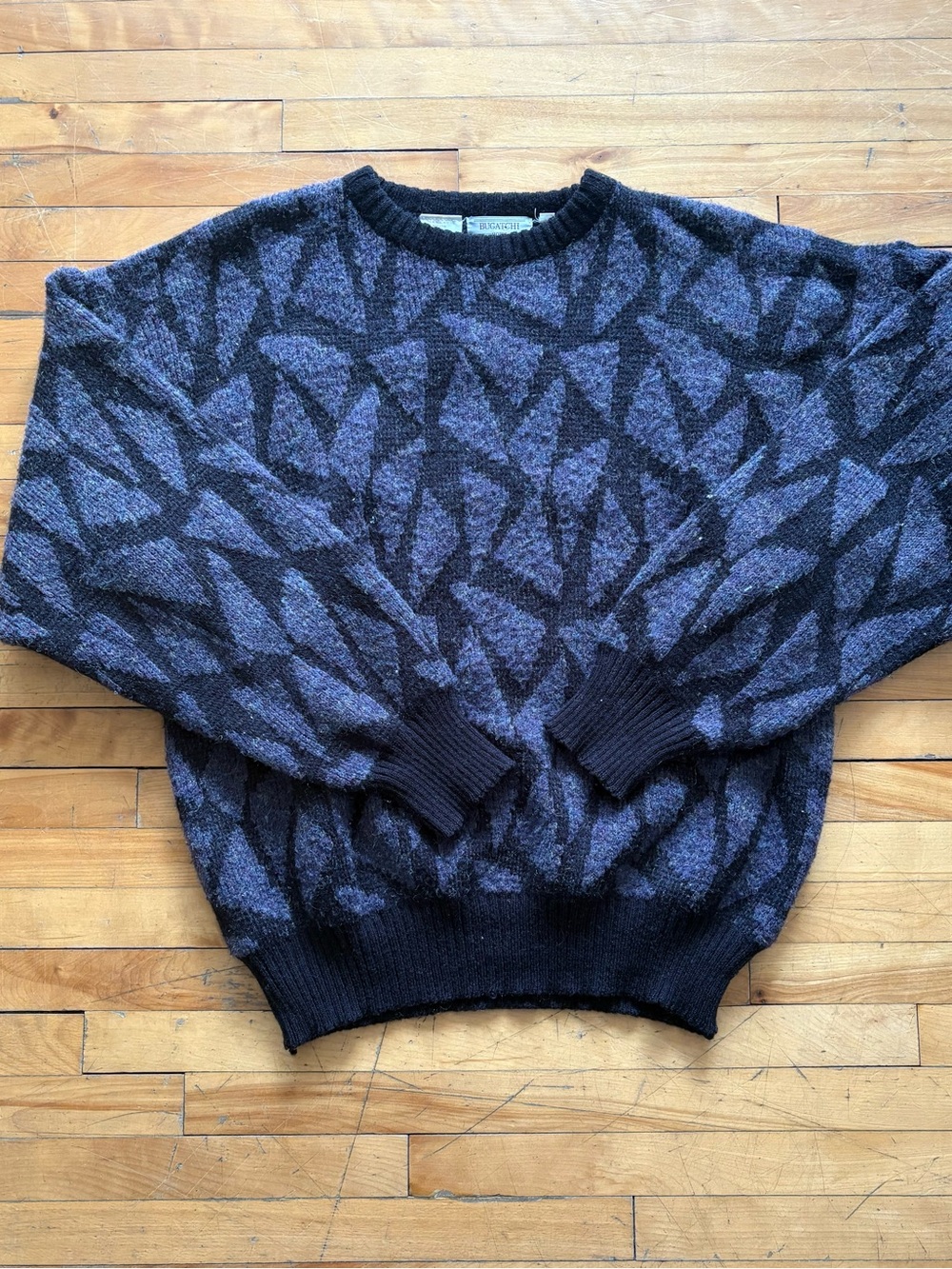 Men's Geometric Pattern Crewneck Sweater - Black & Purple